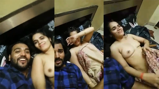 Sexy Night Fun With My WIfe Nude Fucking Pressing Her BOOBS Mobile Cam Video