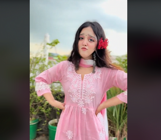 Bangladeshi tiktok celebrity Apurba leaked video