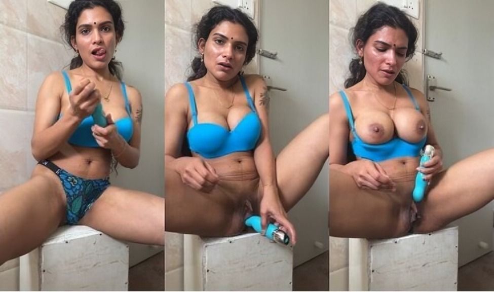 Malayalam Actress Resmi Nair Dildo Play And Pussy Squirt ~ App Content